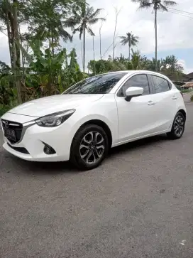 Mazda 2 R skyactive
