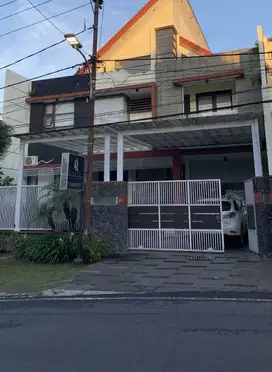 Rumah Kantor Jalan Raya Dewandaru Suhat Kota Malang