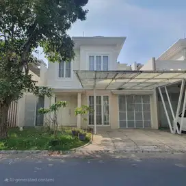 Rumah BAHAMA BEACH Pakuwon City , Strategis, Minimalis