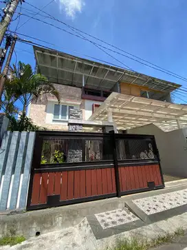 RUMAH MEWAH MURAH SUPER TERAWAT DI BOROBUDUR LOWOKWARU KOTA MALANG