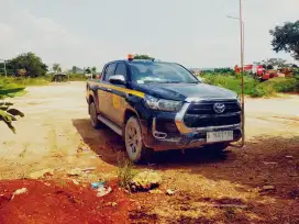 Double cabin Hilux Triton 4x4