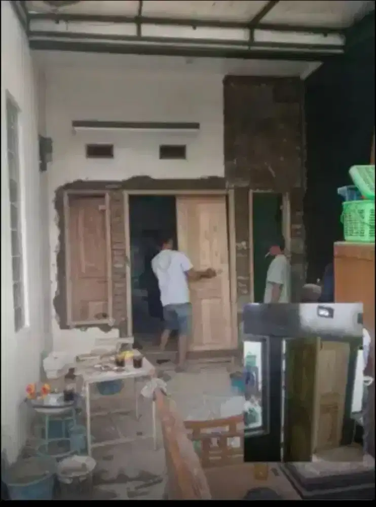 Tukang harian dan borongan