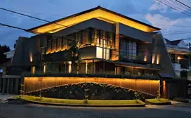 Rumah Manyar Kertoadi  NEW GRESS MEWAH  STRATEGIS FAVORITE  BAGUS