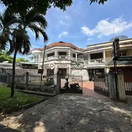 DIJUAL VILLA JALAN HANG TUAH (RICKY ANTONIO)