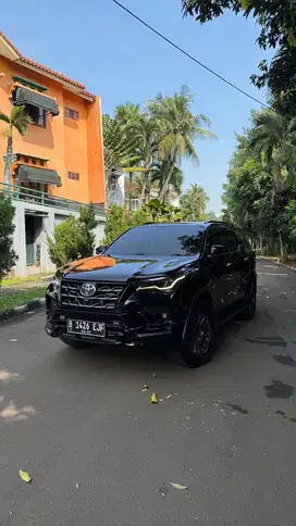 fortuner gr 2.4 nik 2021 pemakaian 2022