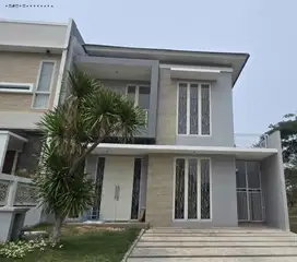 Rumah Casa Tobago Grand Island Pakuwon City , Strategis, Minimalis
