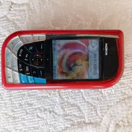 NOKIA 7610 Legend Merah