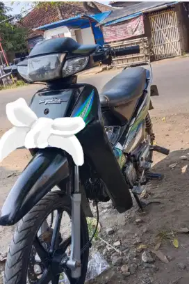 Jual motor supra x tahun 2001