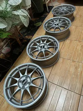 Enkei spider R17 4x100