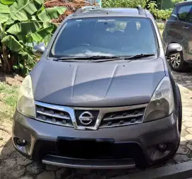 Nissan livina xgear