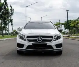 Mercy Mercedes Benz GLA45 AMG 2015
