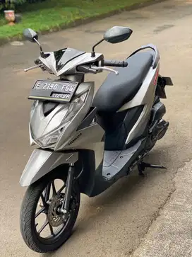 Hondw Beat Deluxe Thn 2021 KM 11 rb Mulus