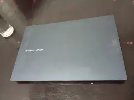 Asus Vivobook 14  ryzen 7 ram 16/512