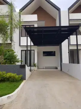 Di Jual Rumah idaman Casadoro P/79 Casamora. Kel. Ciganjur. Jak Sel.