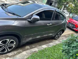 Dijua mobil cepat HRV RU1 1.5 E Plus CVT2021 sangat istimewa
