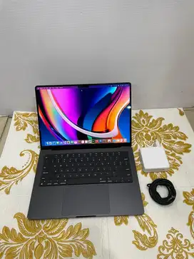 Macbook Pro 14 inch M3 Pro 18GB 1TB Second Mulus Original IBOX