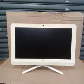 ALL IN ONE HP AMD E2-9000 RAM 4GB 20inch D-ZC