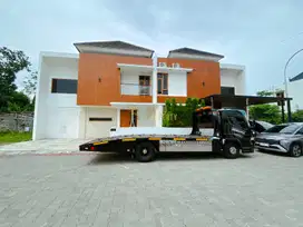 RUMAH MEWAH 2 LANTAI MANGKU JALAN DI NGEMPLAK SLEMAN