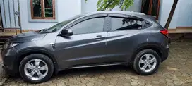 Honda HRV ECVT Abu-abu, th. 2015, Sidomulyo, Lampung Selatan
