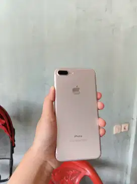 IPHONE 7+ SILVER