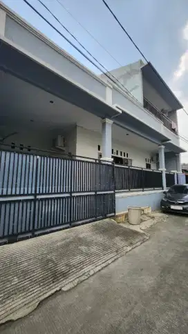 Rumah 2LT Bersih dan Nyaman LT 130 LB 195