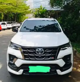 Fortuner VRZ GR SPORT PMK 2023