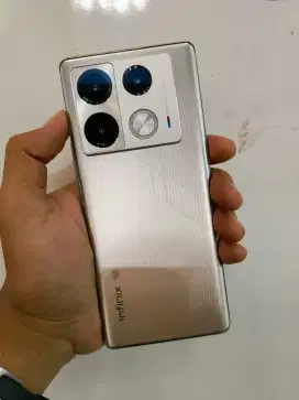 Infinix Note 40 Pro 5G BMW