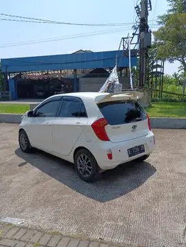 Kia Picanto 2011 Bensin