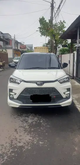 Jual Toyota Raize 1.0 Turbo GR 2 tone color