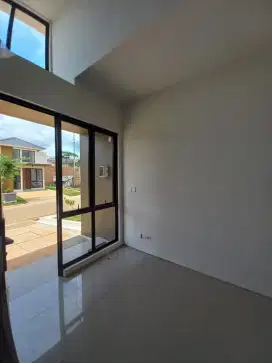 DI SEWAKAN RUMAH BARU SIAP HUNI,paling murah