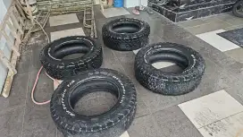 Dijual ban bfgoodrich 265/70 r18
