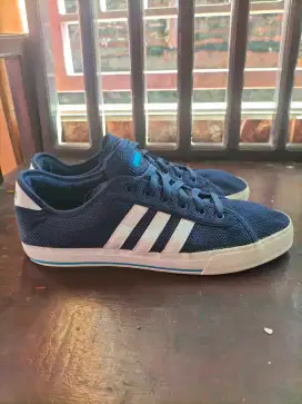 Sepatu adidas neo daily uk.44 second