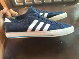 Sepatu adidas neo daily uk.44 second
