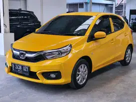 Honda Brio E Satya AT 2022 Kuning