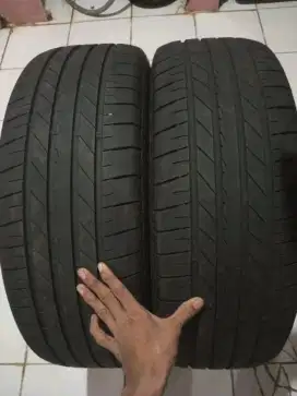 2 biji ban mobil 215/55 R18 tahun 2024 2023 ketebalan 90% jual cepet