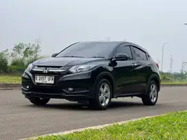 (DP 10JUTA) HONDA HRV E AT 2017 MATIC HITAM BLACK DP MURAH NEGO