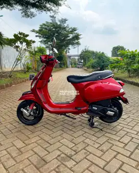 JUAL MURAH VESPA S 125 iGET 2017 MULUS