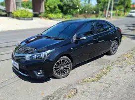 TOYOTA COROLLA ALTIS 1.8 V BENSIN MATIC 2014