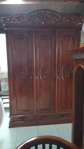 CICILAN LEMARI JATI 3 PINTU. DP MULAI 0%