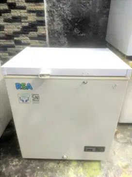 dijual cepat freezer box