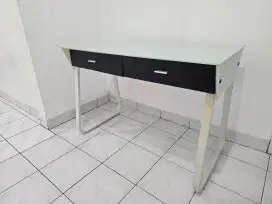 Jual meja kerja atau meja belajar kaca tempered