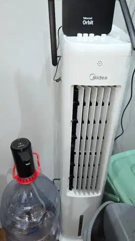 Kipas blower midea