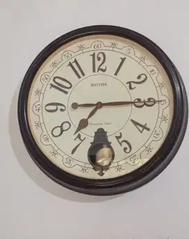 jam dinding vintage