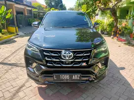 Toyota Fortuner 2022 Diesel