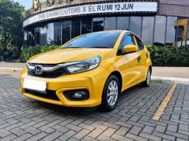 [ TERAWAT ] HONDA BRIO 1.2 E CVT AT MATIC 2022 KUNING