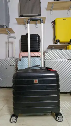 Koper hardcase kabin size
