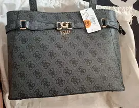 Tas guess like new
