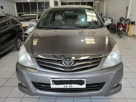 Toyota Kijang Innova G 2.0 Manual Bensin Thn 2010