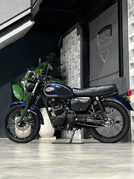 Free Helm‼️Kawasaki W175 Se th 2022 - Ayu Mustika