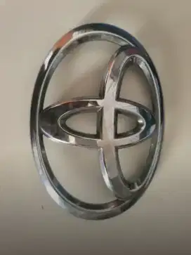 Grill Toyota Fortuner ORIGINAL tahun 2012 - 2014